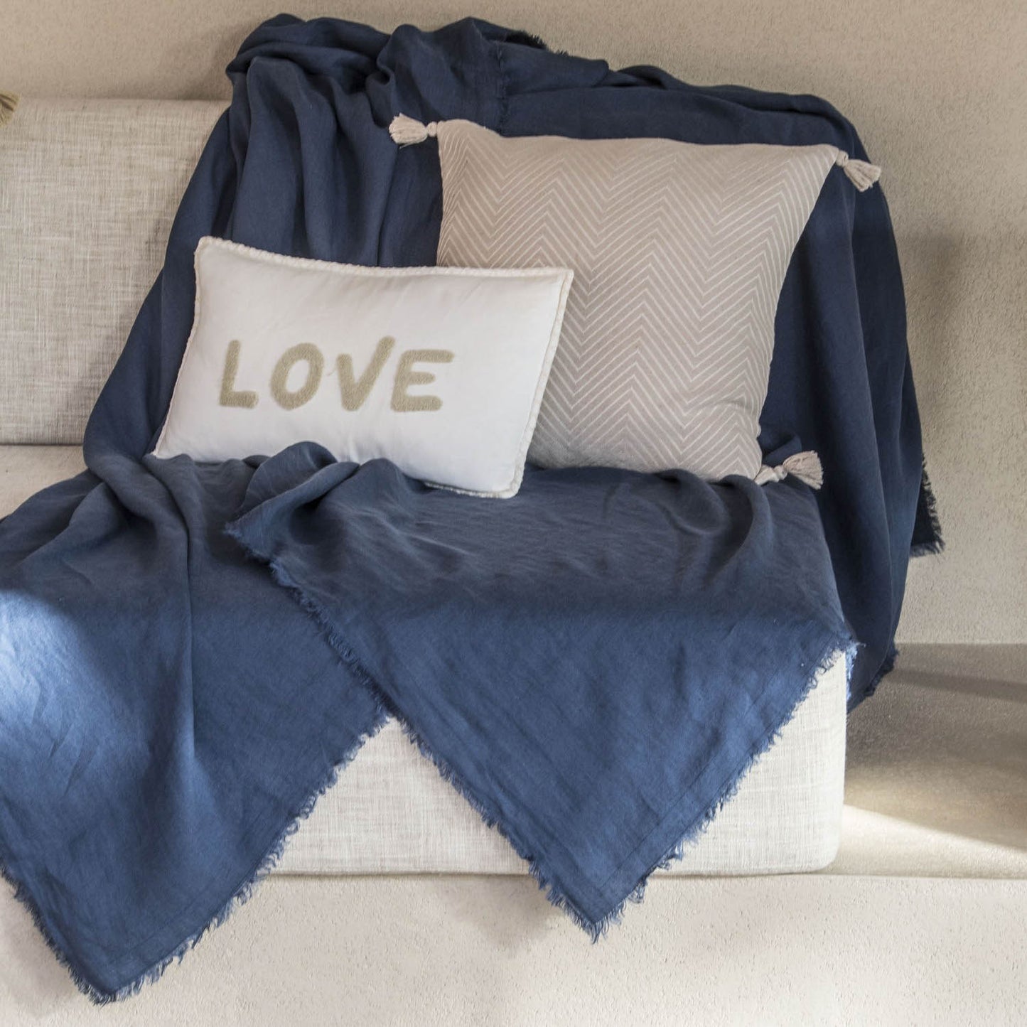 HORTENSE washed linen bedspread 180x260