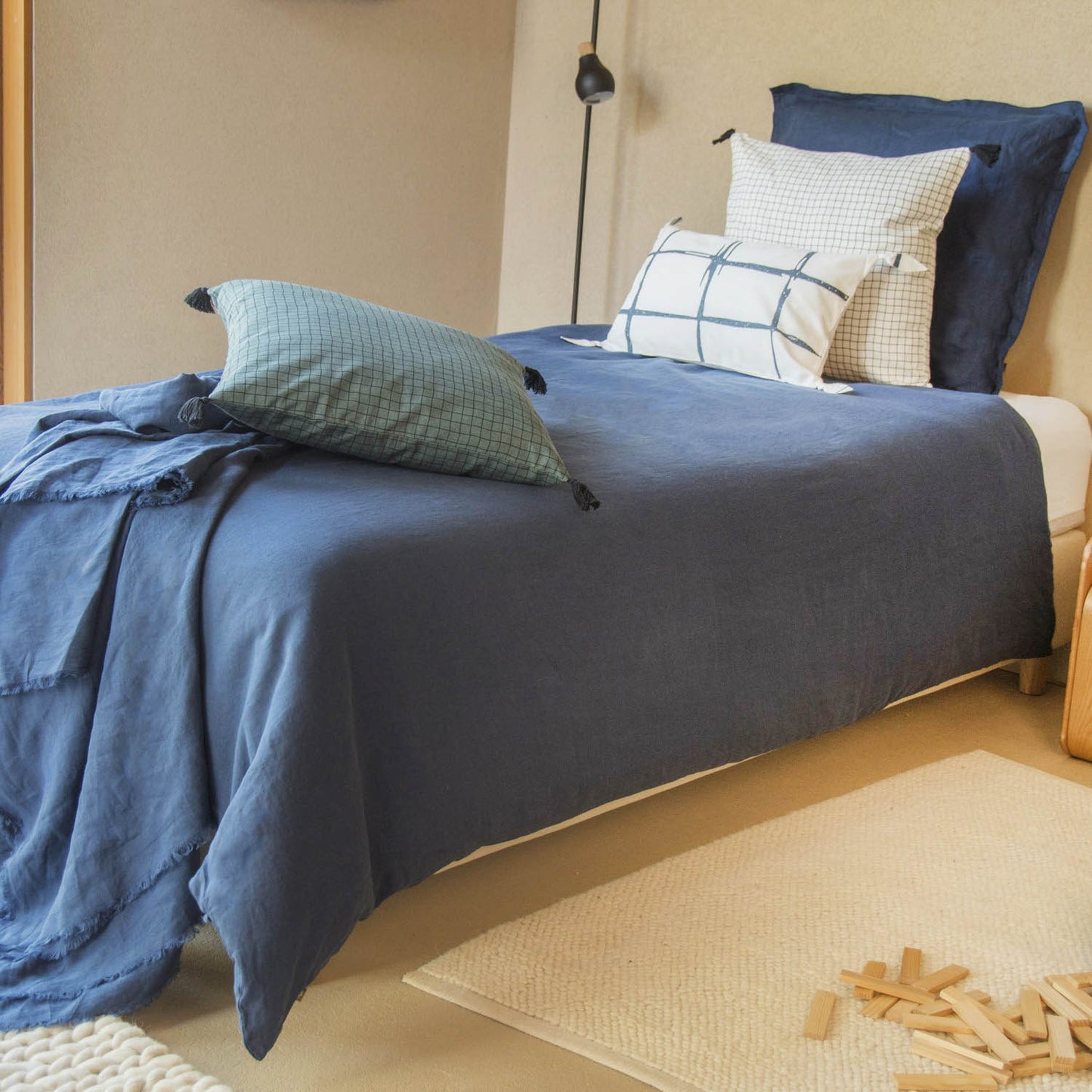 HORTENSE washed linen bedspread 180x260
