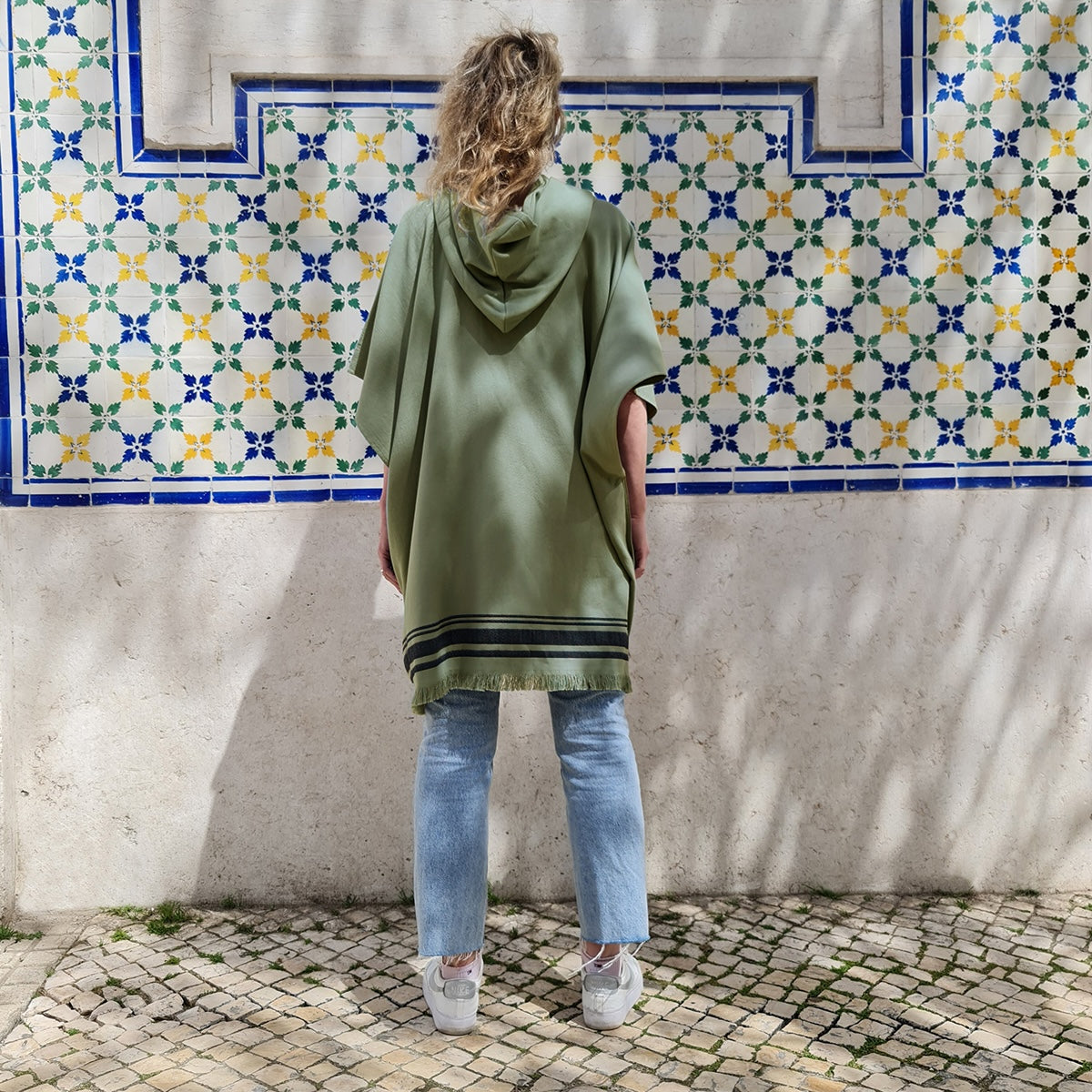 Terry poncho in cotton khaki green / black FARO
