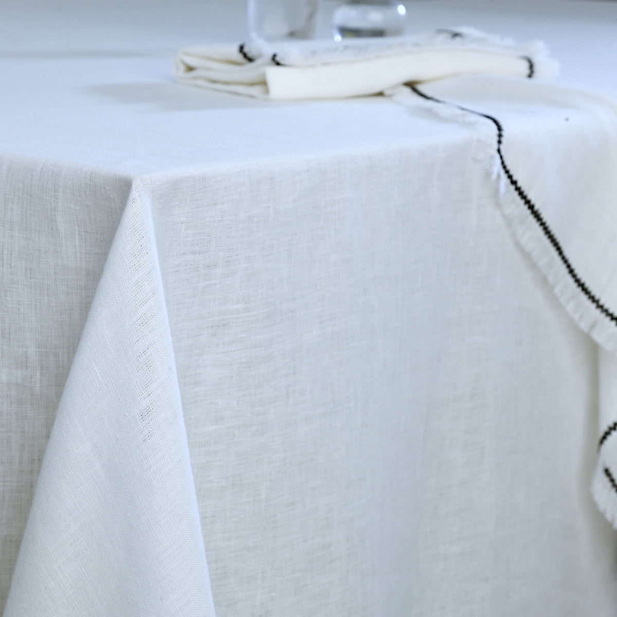 Tablecloth in washed linen 150x300 GABRIEL