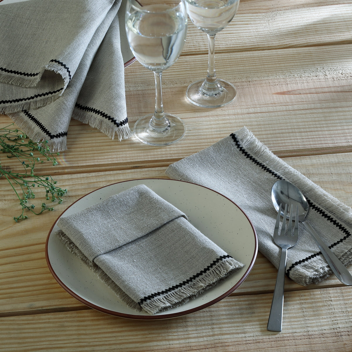 Table napkins (x4) in washed linen 45x45 GABRIEL