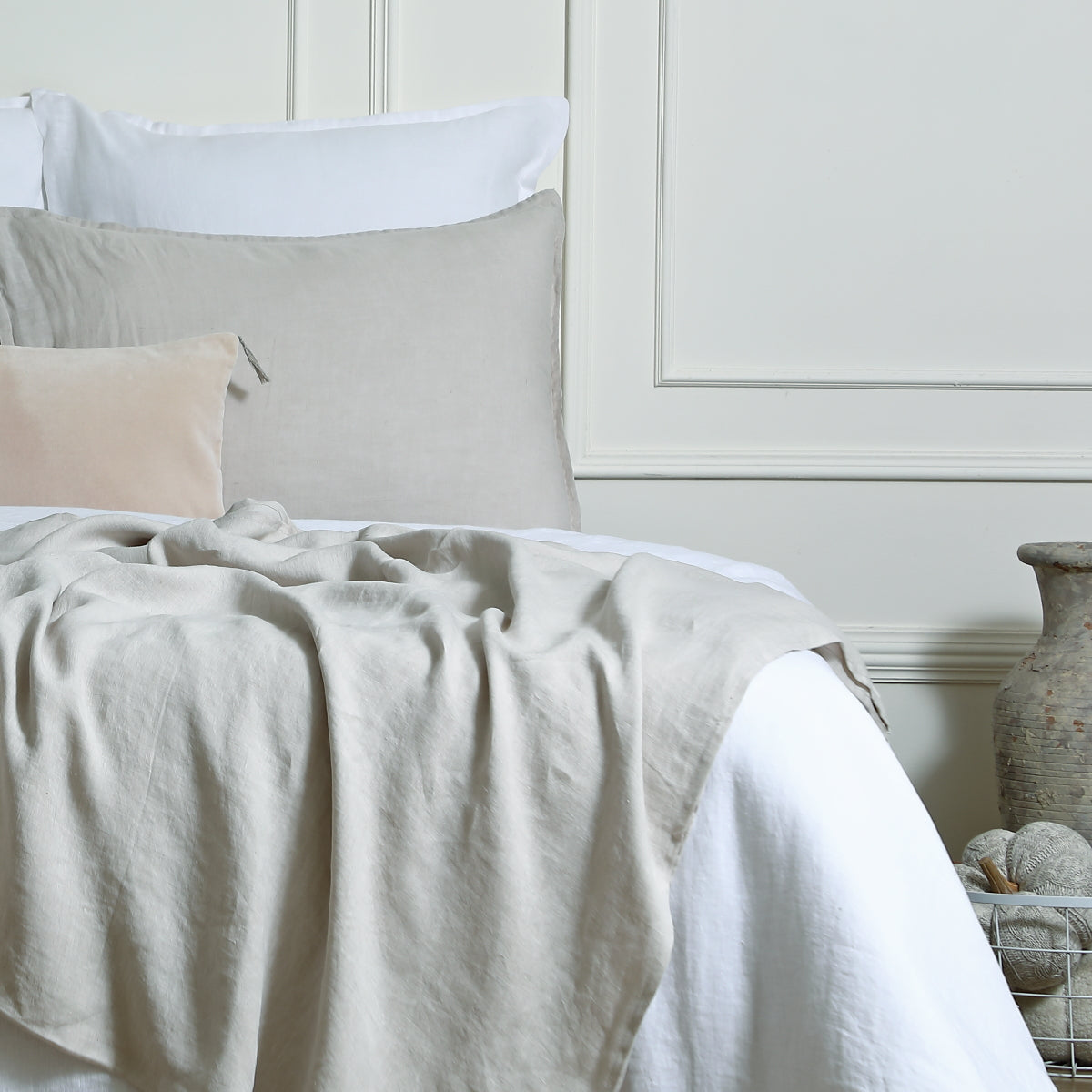 Bedspread in washed linen CAMILLE 180x250