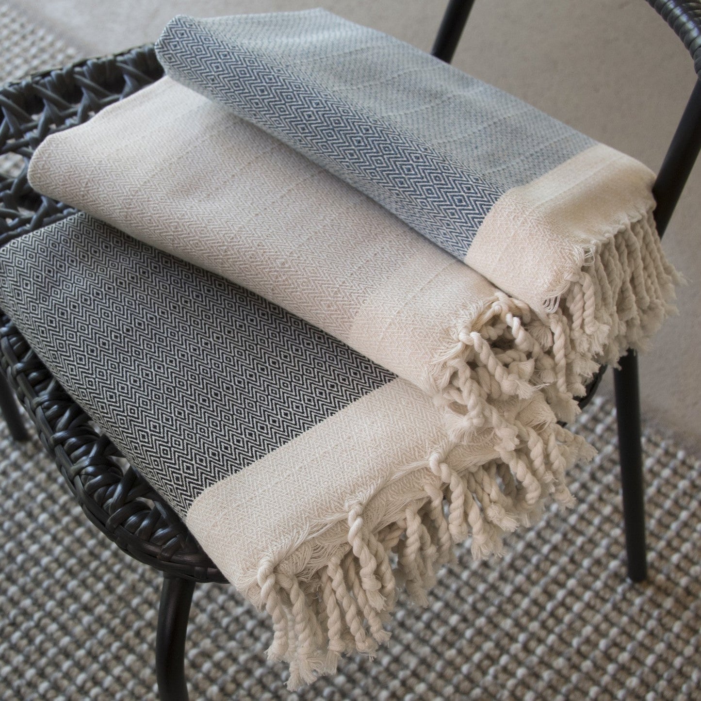 Plaid coton taupe clair / écru COURCHEVEL febronie.com