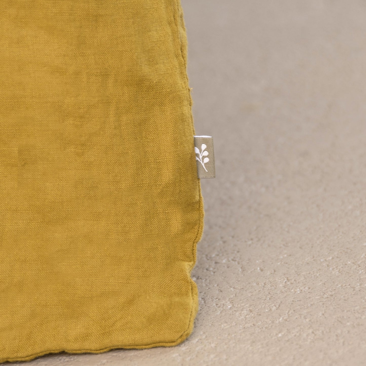 Completo + federe 65x65 lino lavato giallo senape HORTENSE