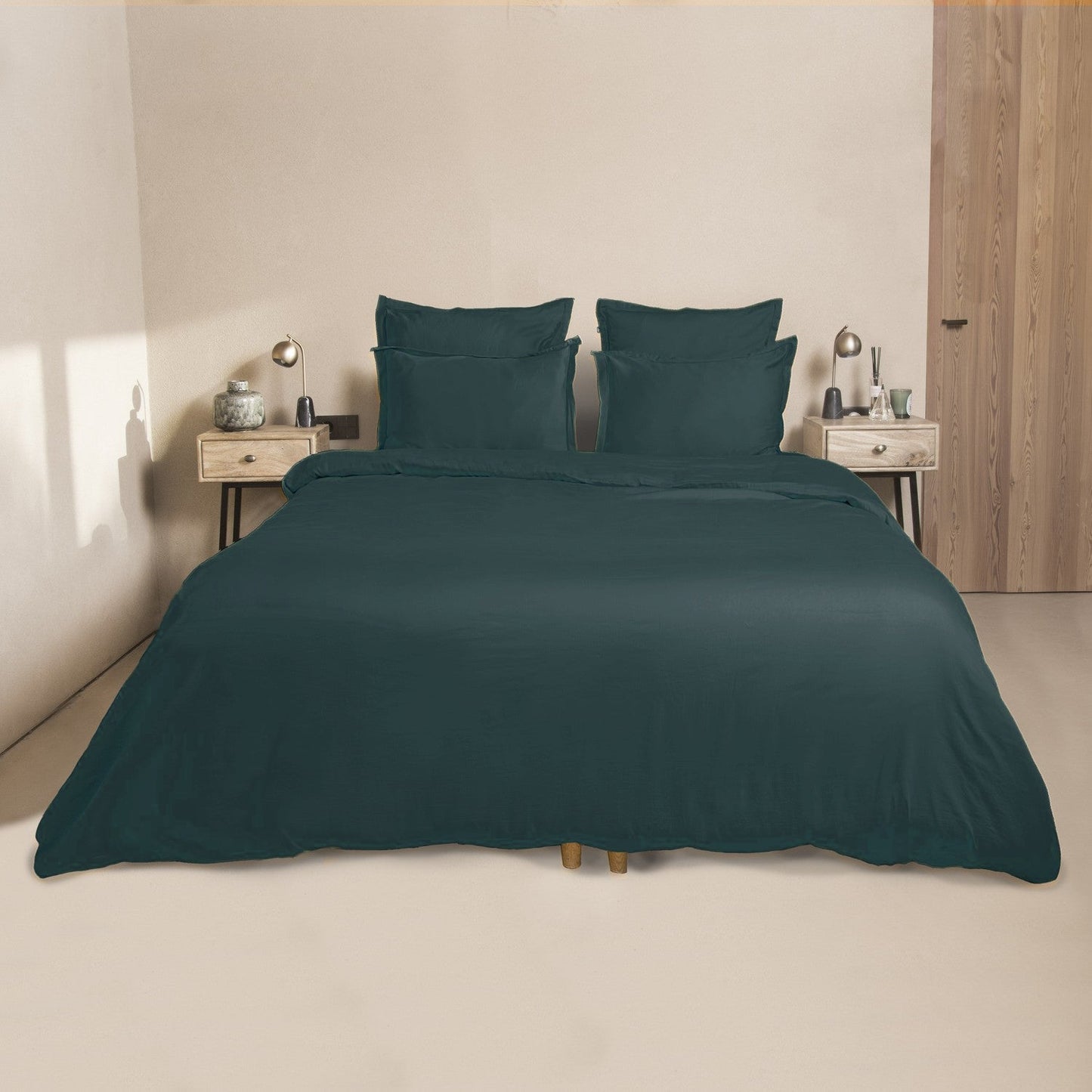 Completo letto JULIA in raso di cotone anatra + federe 65x65