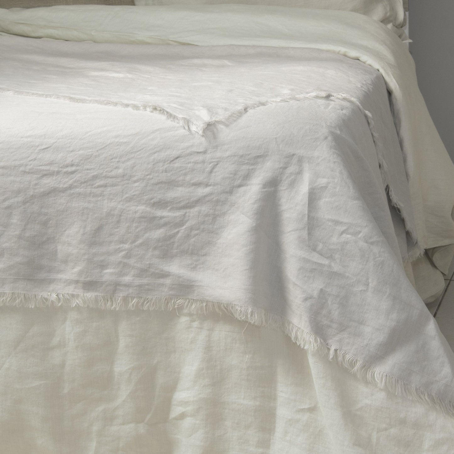 HORTENSE washed linen bedspread 180x260