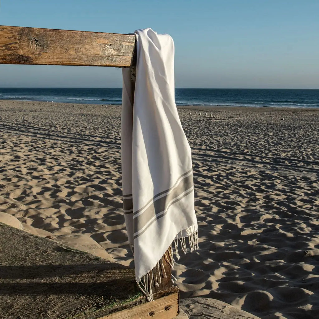 Fouta blanche coton 100x200 ST TROPEZ    febronie.com