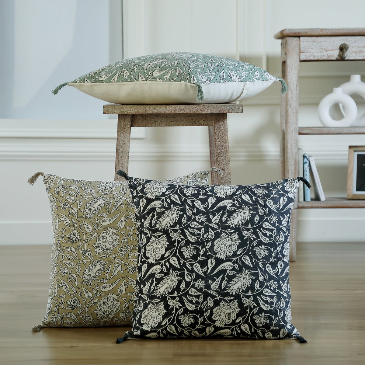 Cushion in cotton canvas 50x50 NOIDA