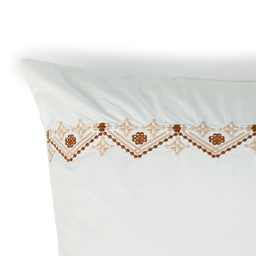 Taie d'oreiller brodée percale de coton blanc NORA