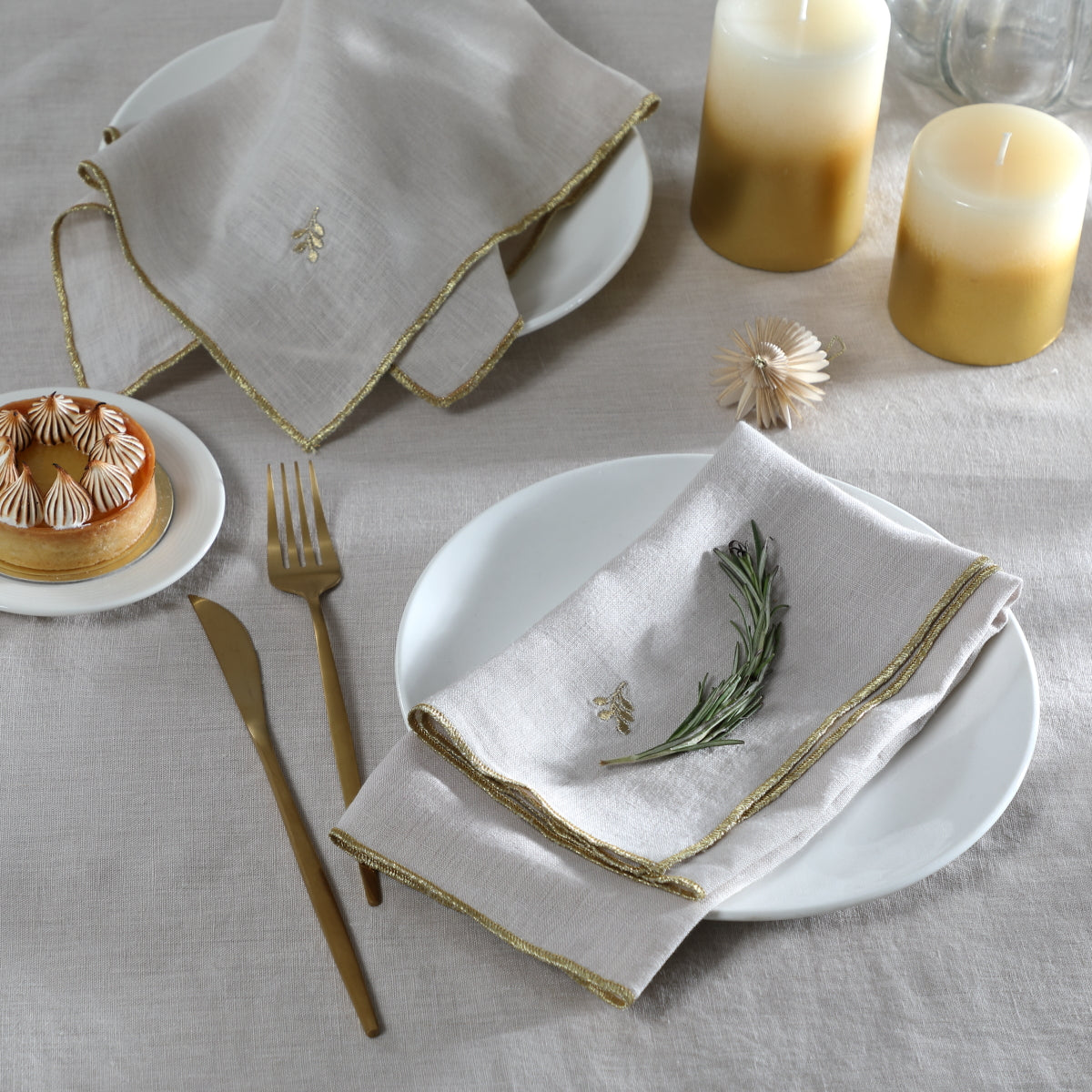 Nappe + 4 serviettes lin lavé 150x250 CAMILLE - naturel / or