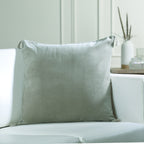 Housse de coussin velours de coton 50x50 DANUBE - vert de gris