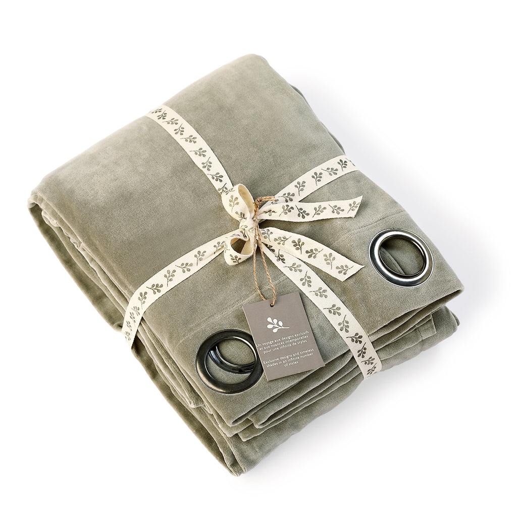 Rideau à oeillets velours de coton 135x260 VELVET - vert de gris