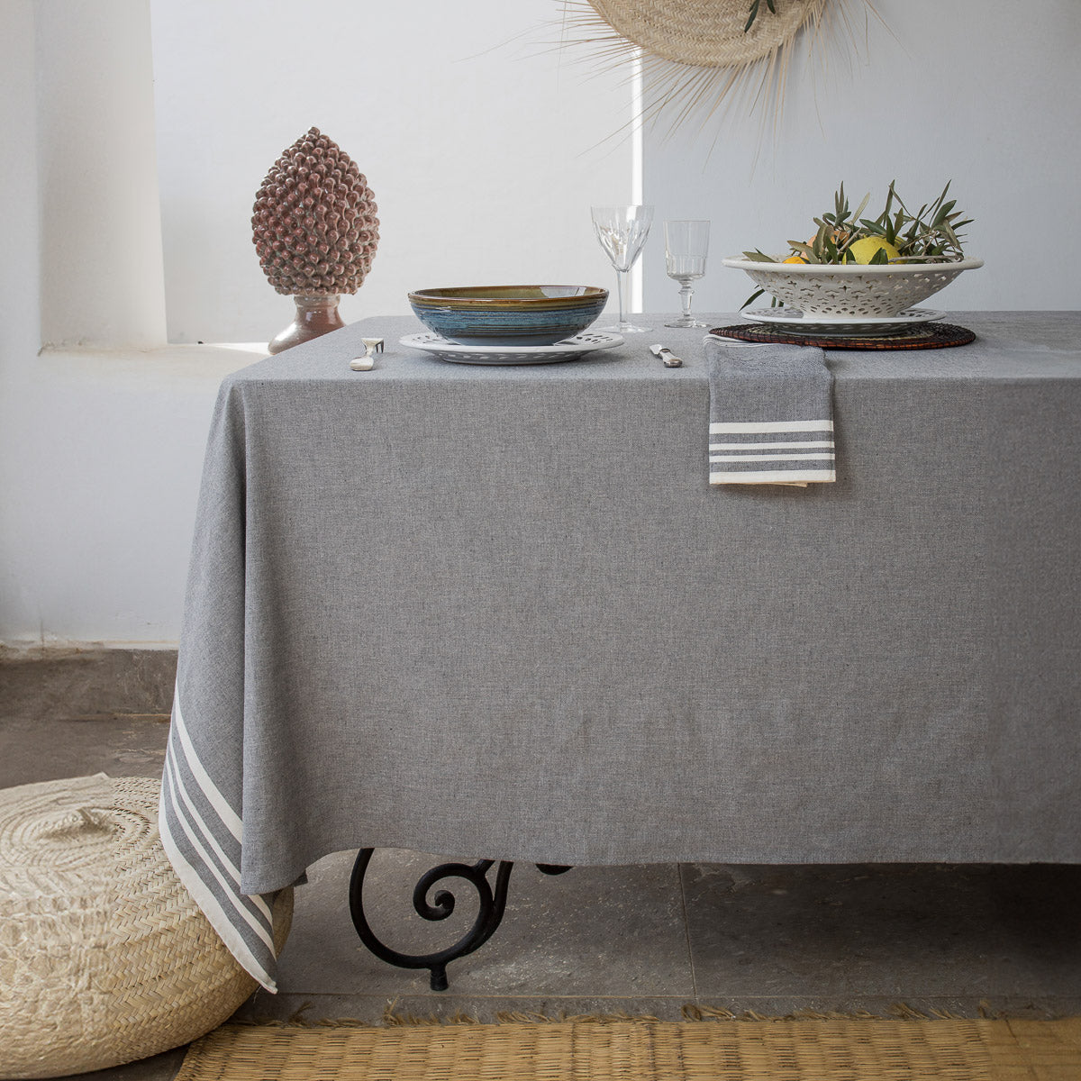 Nappe + 4 serviettes coton 150x250 MAHDIA - gris moyen