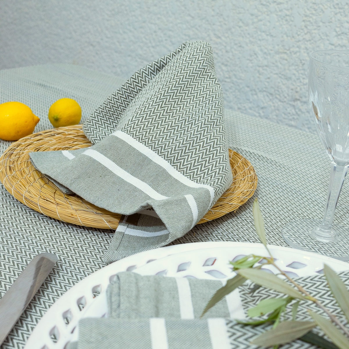Nappe + 10 serviettes coton 160x400 SIENNA - vert olive