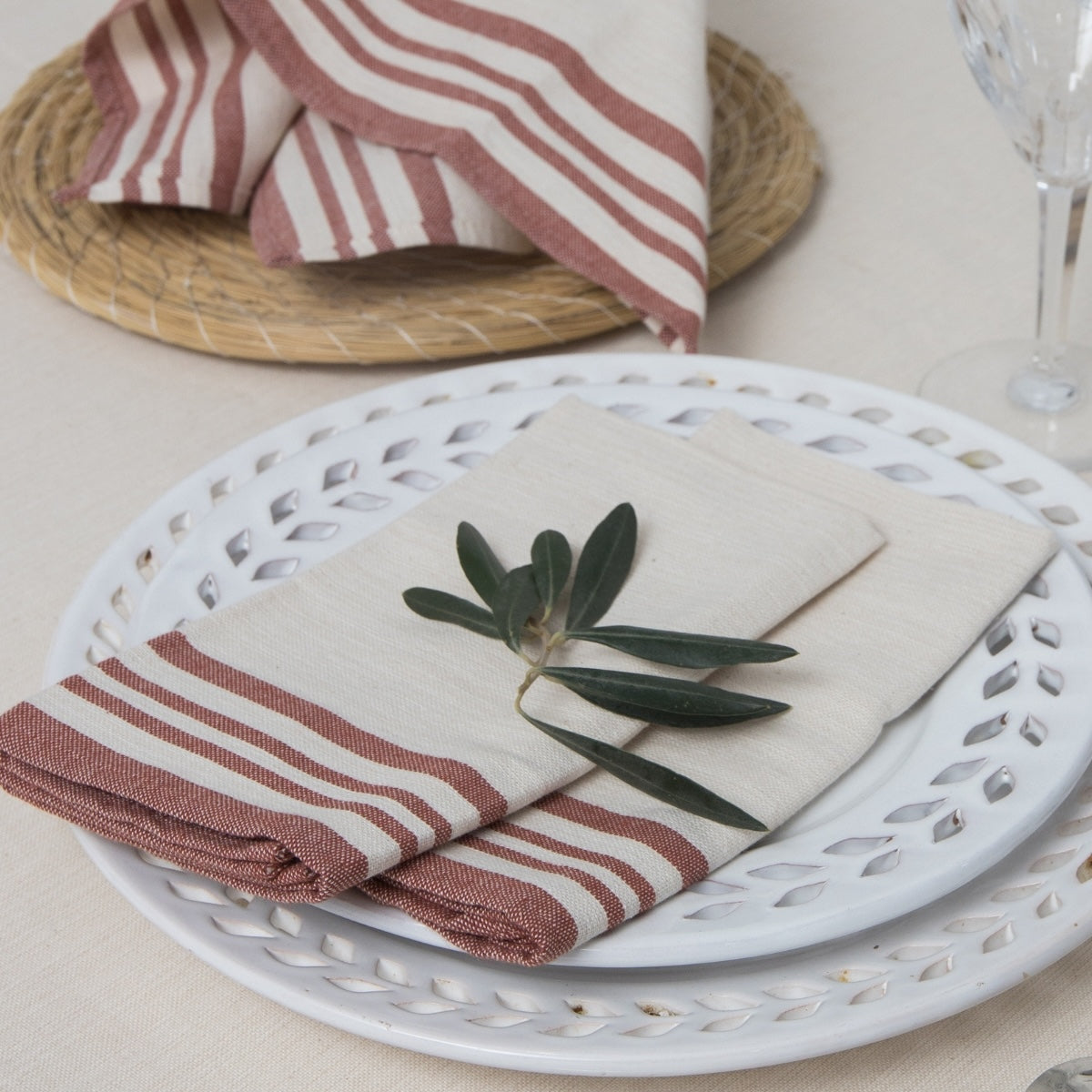 Nappe + 10 serviettes coton 180x400 GUETARY - beige lin / rouge tomette