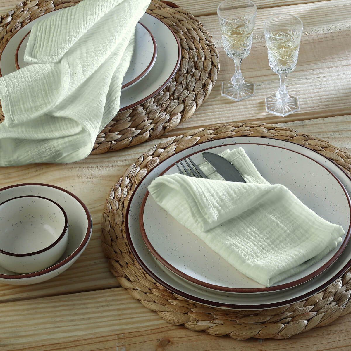 Lot de 4 serviettes de table gaze de coton 40x40 ALMA vert amande