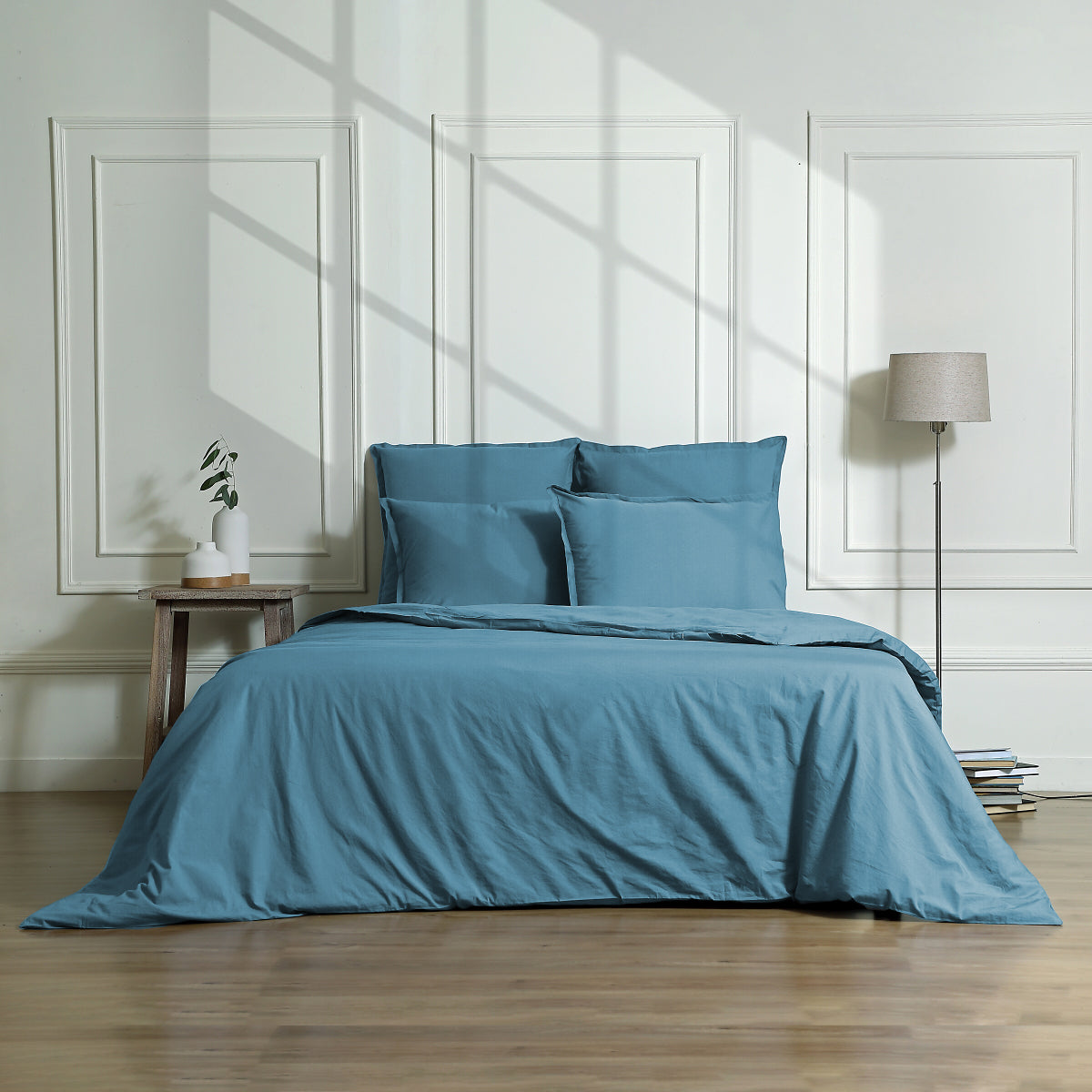 Drap housse satin lavé de coton bio bleu orage GAIA - 140x200x30 cm