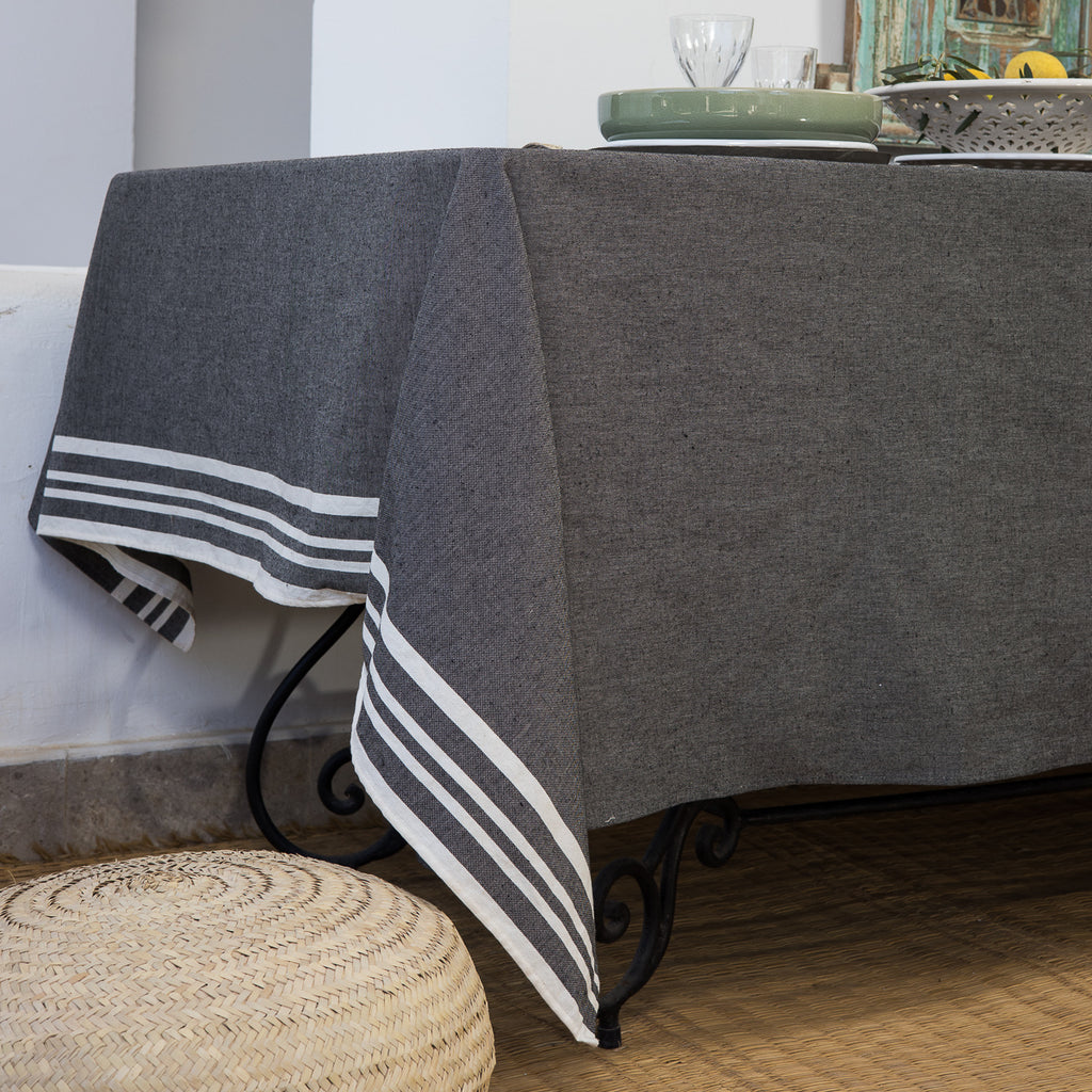 Nappe + 8 serviettes coton 180x350 MAHDIA - noir