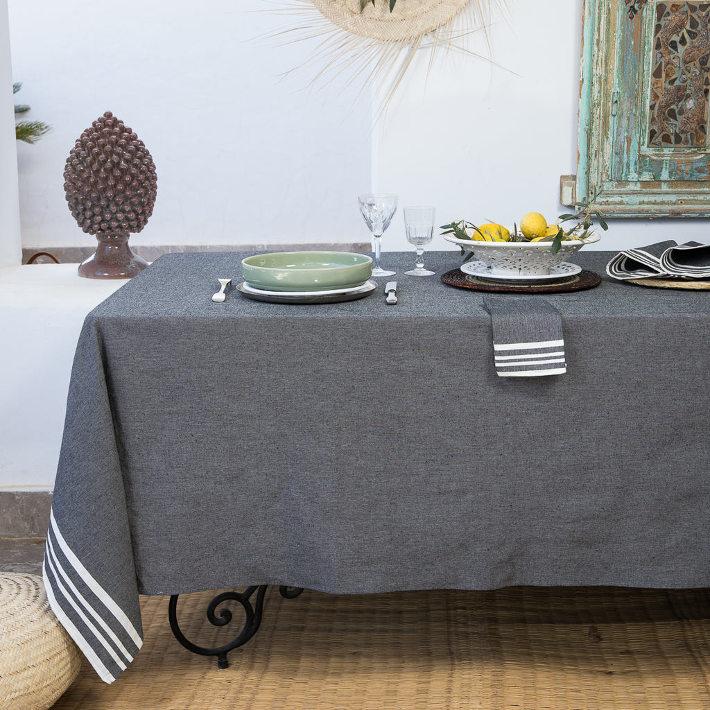 Nappe + 8 serviettes coton 180x350 MAHDIA - noir