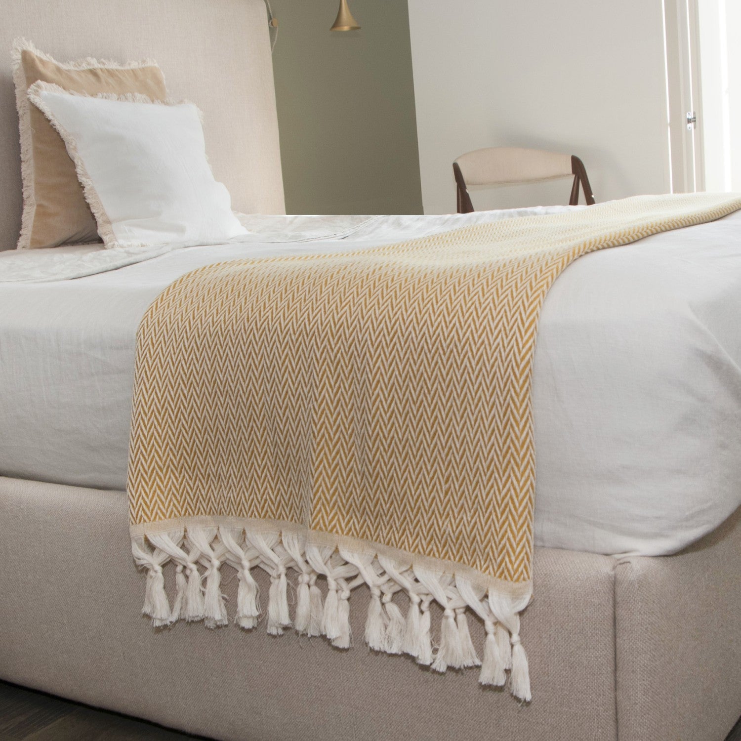 Plaid laine jaune moutarde ASPEN    febronie.com