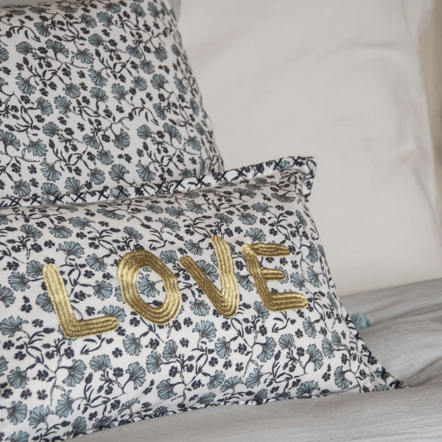 Housse de coussin coton 50x30 LOVE