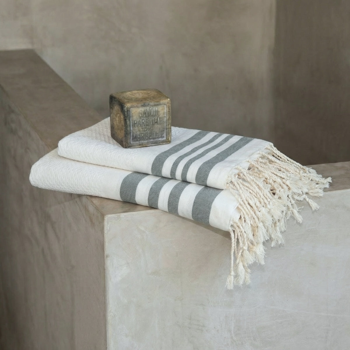 Foutas de bain (1+2) coton 100x200+2(40x60) HAMPTONS blanc / vert sauge