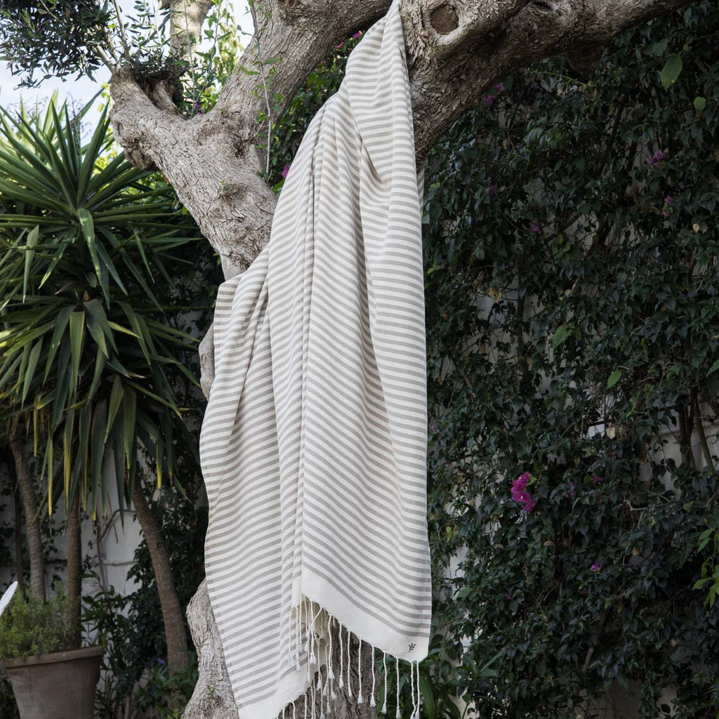 Jeté de canapé fouta XXXL coton HOSSEGOR taupe 200x300 – Febronie