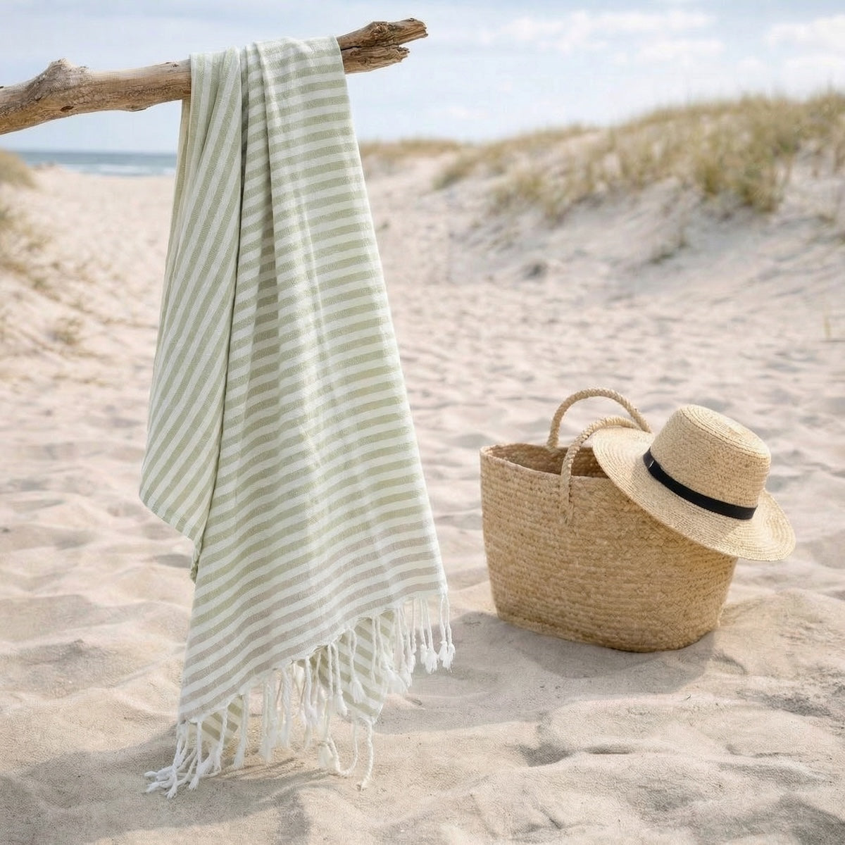 Fouta paréo coton 100x200 BORA BORA vert amande / taupe clair